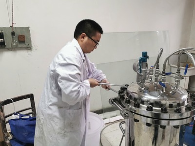 材料科學(xué)的森林守望者 楊守祿榮獲2025年度新時代青年先鋒獎